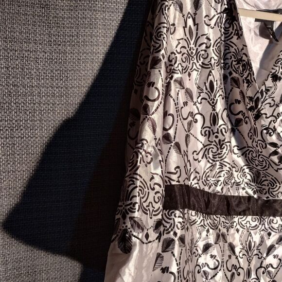 Lane Bryant Sheer Embroidered Wrap Blouse – Black & White Baroque Print - Picture 4 of 5